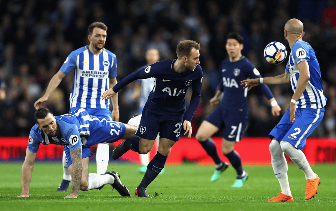 琼斯：我们一直都支持斯洛特，萨拉赫的情况轮不到我点评