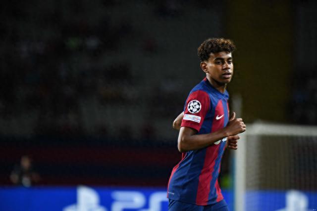 英超夺冠赔率：红军枪手并驾齐驱 曼城大幅上涨（英超夺冠赔率更新：红军与枪手齐头并进，曼城赔率大幅上调）