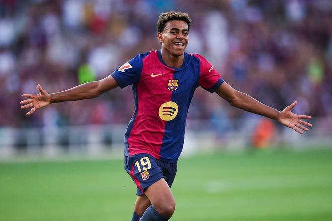 奥巴梅扬单赛季直接参与7球，欧冠史上36+岁球员第二人