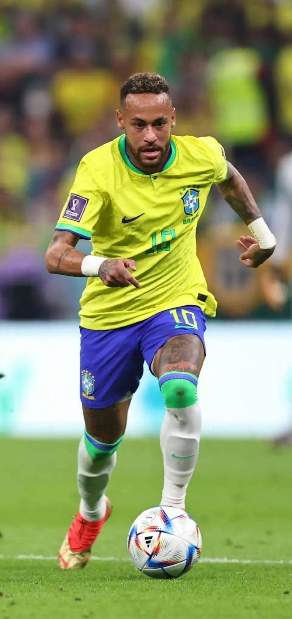 曹永竞：祝贺法比奥获得金靴，接下来继续冲击足协杯